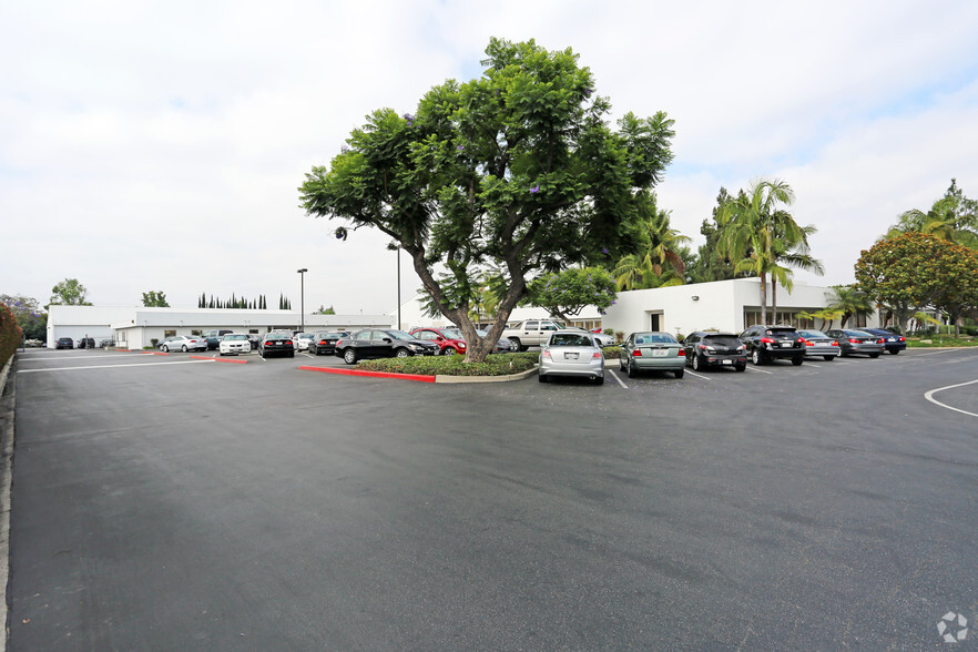 12102 Washington Blvd, Whittier, CA for sale - Building Photo - Image 1 of 4