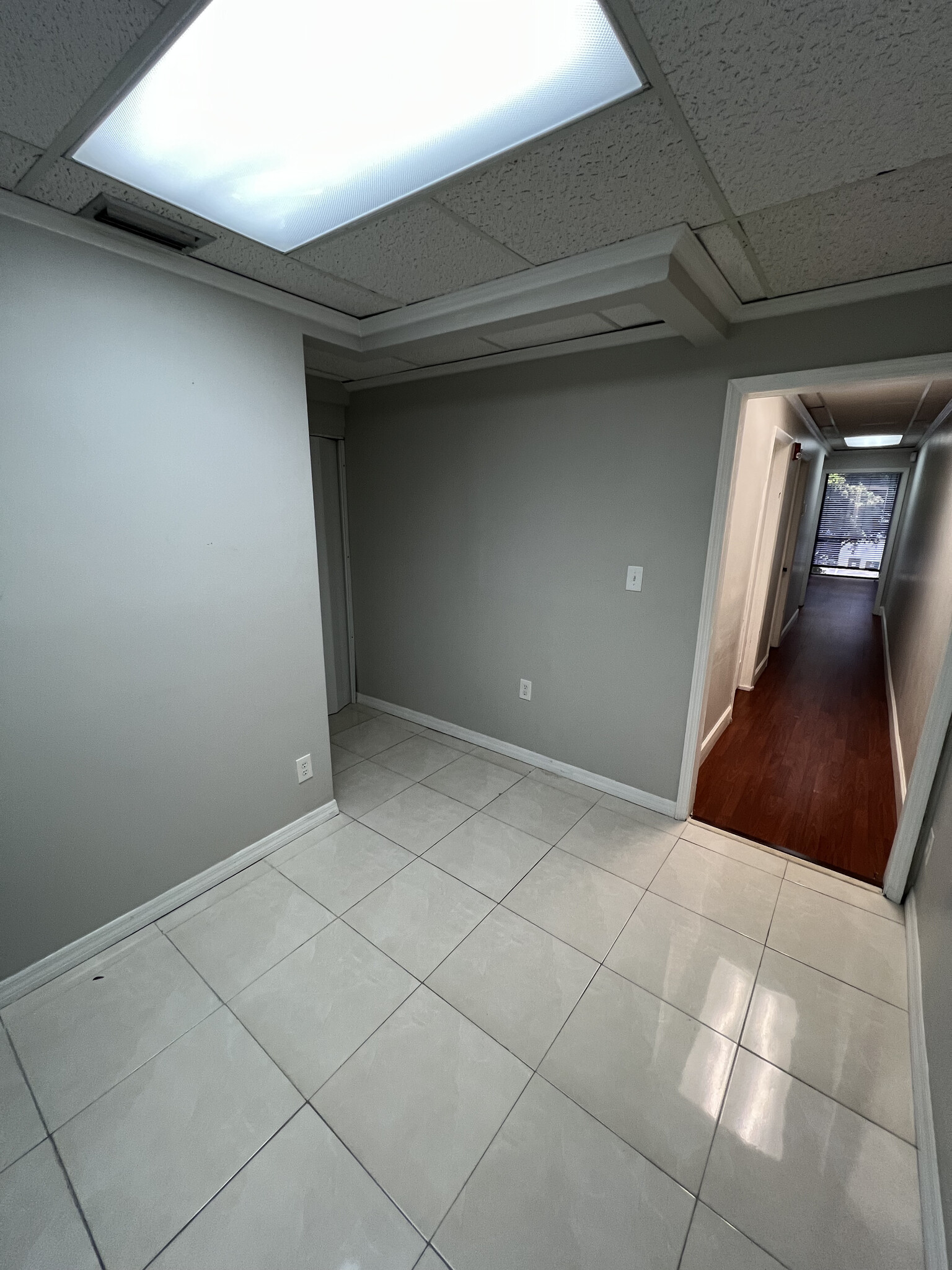 7501 NW 4th St, Plantation, FL for lease Interior Photo- Image 1 of 8