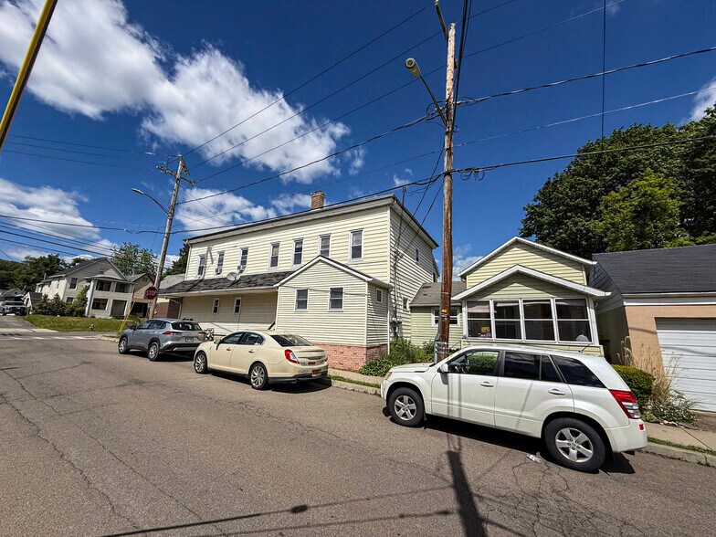 288 Robinson St, Binghamton, NY à vendre - Photo du bâtiment - Image 3 de 33
