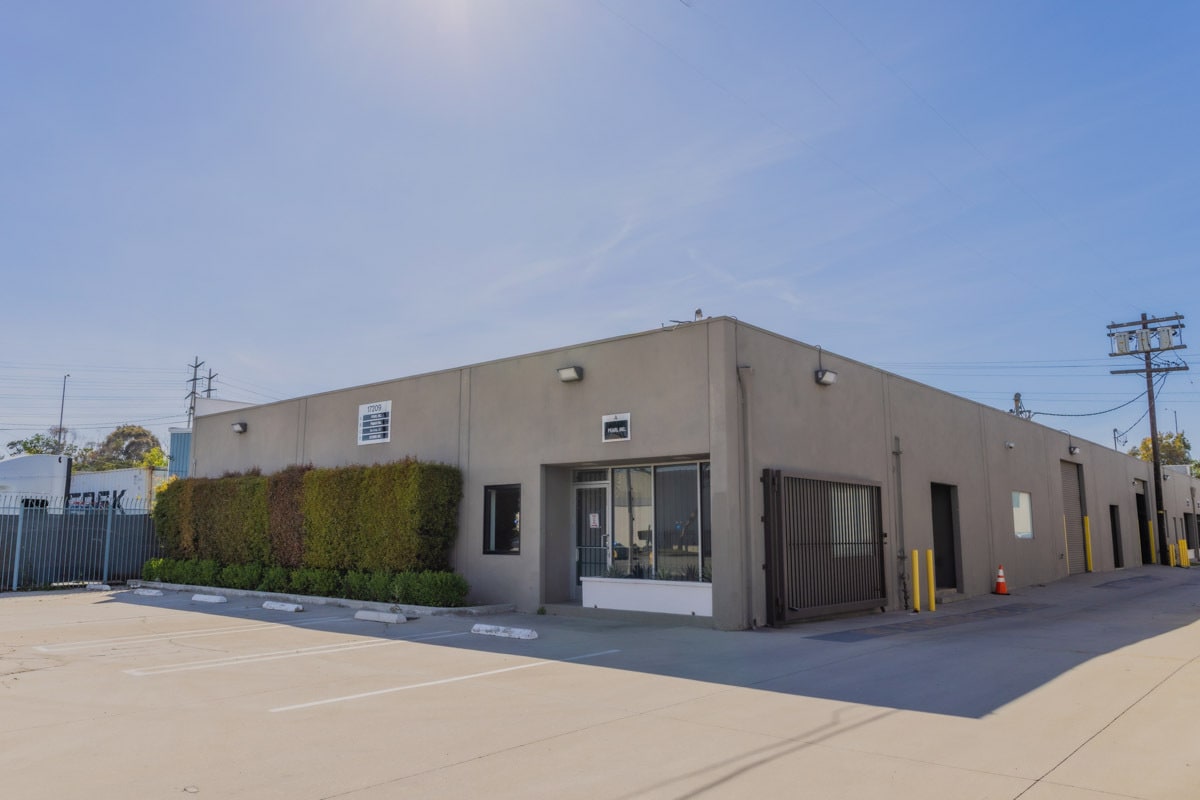 17209 S Figueroa St, Gardena, CA for lease Primary Photo- Image 1 of 16