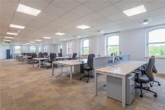 1 Queen St, Bristol for lease Interior Photo- Image 2 of 11