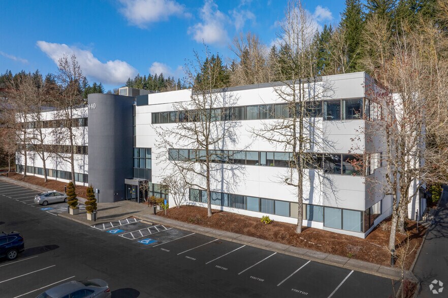 5440 SW Westgate Dr, Portland, OR à louer - Photo du bâtiment - Image 1 de 14
