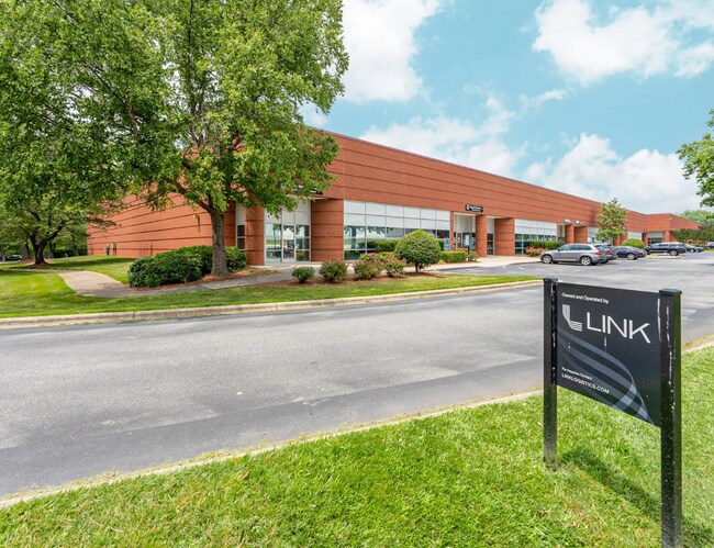 More details for 408 Gallimore Dairy Rd, Greensboro, NC - Industrial for Lease