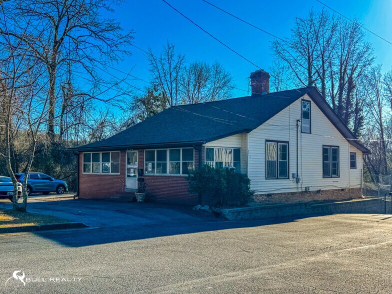 6869 S Sweetwater Rd, Lithia Springs, GA à louer - Photo du bâtiment - Image 3 de 13