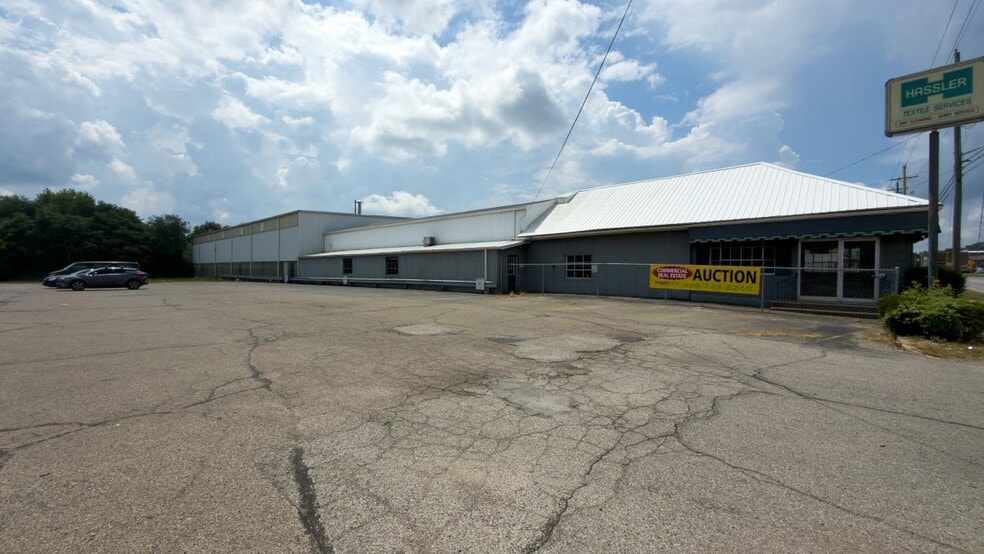 700 N Eastern Ave, Connersville, IN for sale - Building Photo - Image 3 of 26