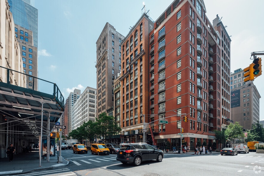 373 Park Ave S, New York, NY for lease - Building Photo - Image 3 of 23