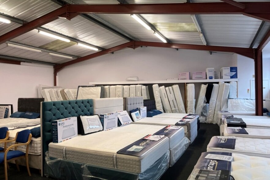 120 High St, Sidmouth for sale - Interior Photo - Image 3 of 5