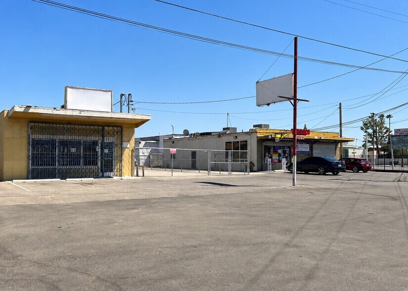 2200 S Chester Ave, Bakersfield, CA à vendre - Photo du bâtiment - Image 3 de 10