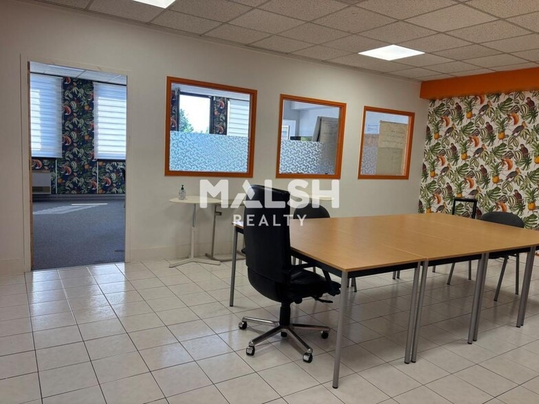Bureau dans Champagne Au Mont D Or à vendre - Photo intérieure - Image 3 de 12