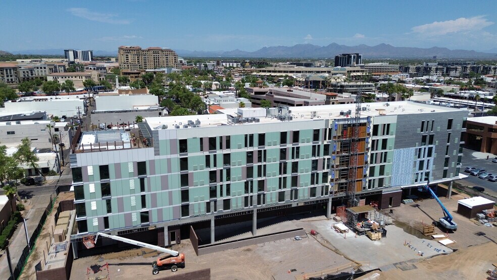 7117 E 3rd Ave, Scottsdale, AZ à louer - Photo du bâtiment - Image 3 de 6