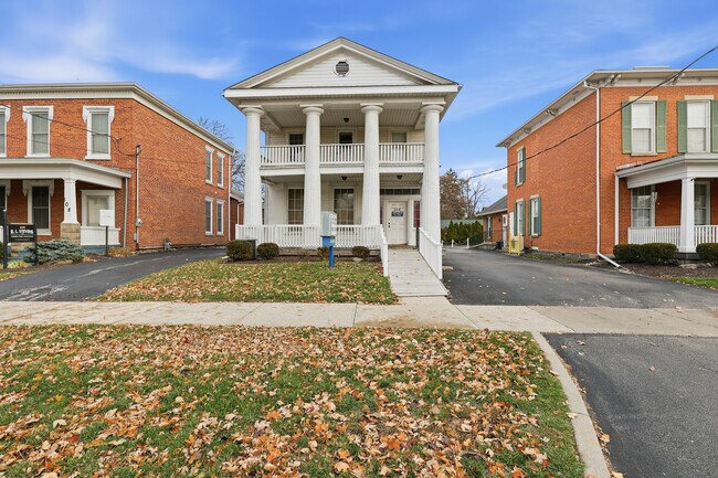 Plus de détails pour 104 W William St, Delaware, OH - Bureau à vendre