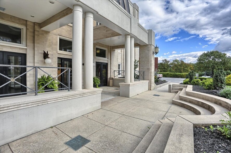 635 N 12th St, Lemoyne, PA for lease - Building Photo - Image 2 of 3