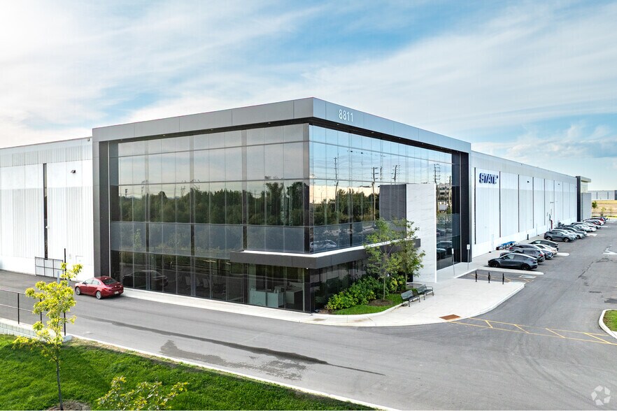 8811 Huntington Rd, Vaughan, ON à vendre - Photo principale - Image 1 de 1