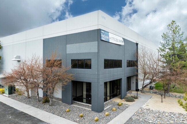 Plus de détails pour 12755 Moya Blvd, Reno, NV - Industriel à louer