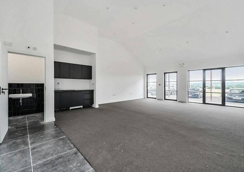 Watling St, Leighton Buzzard à louer - Photo intérieure - Image 2 de 7