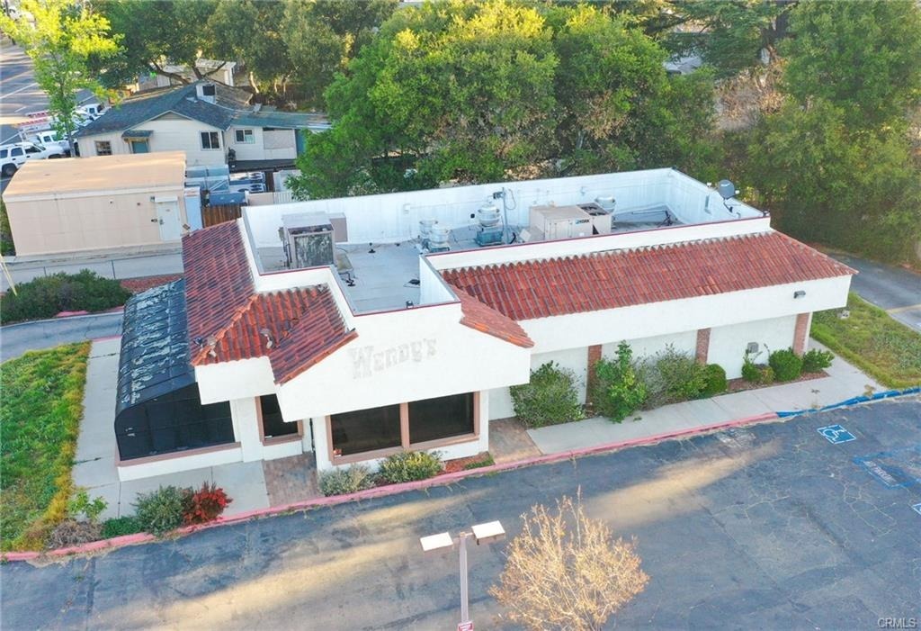 11560 N Ventura Ave, Ojai, CA à vendre Photo du bâtiment- Image 1 de 1