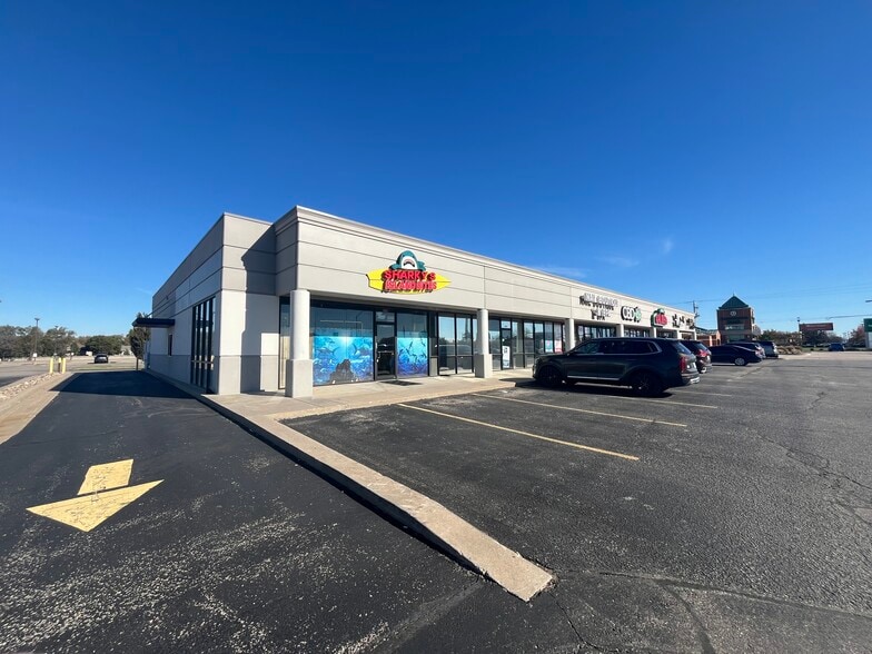 8918 W 21st St, Wichita, KS for lease - Building Photo - Image 1 of 10
