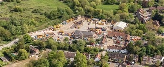 Plus de détails pour McArdle Way, Colnbrook - Terrain à louer