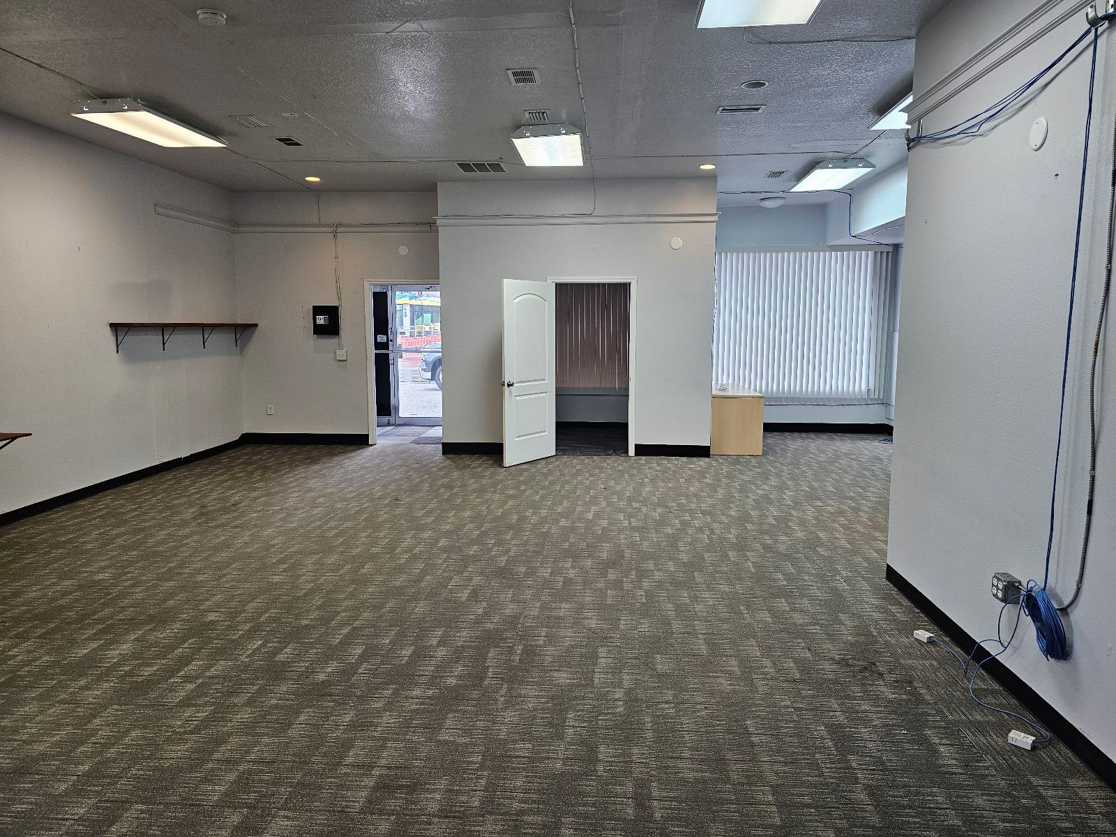 3652 W Cypress St, Tampa, FL à louer Photo intérieure- Image 1 de 2