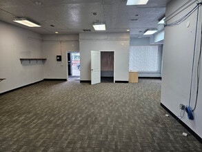 3652 W Cypress St, Tampa, FL à louer Photo intérieure- Image 1 de 2