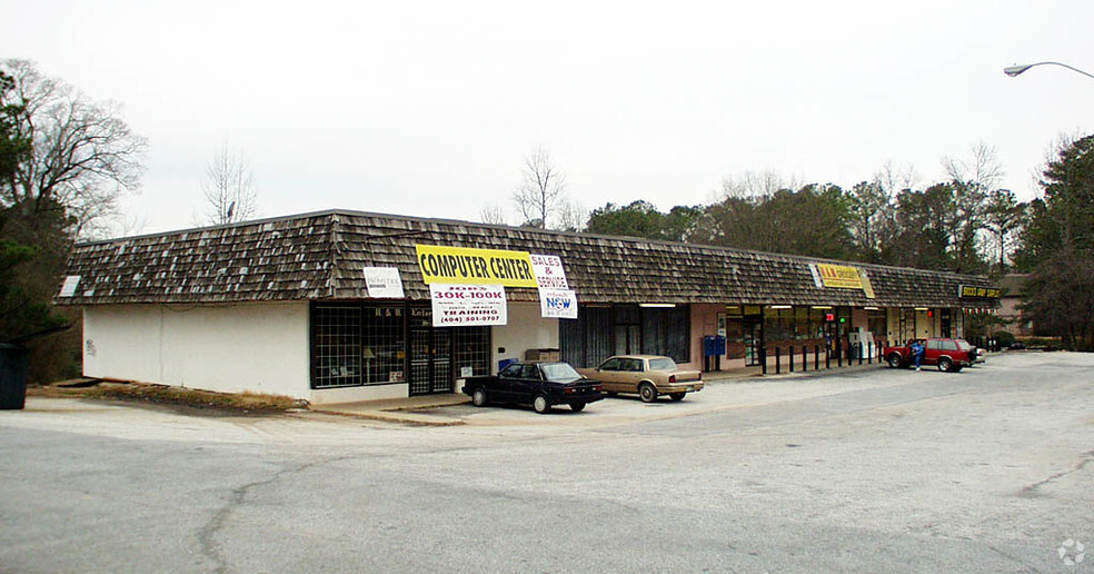 624-640 Valleybrook Rd, Scottdale, GA for lease - Building Photo - Image 2 of 30