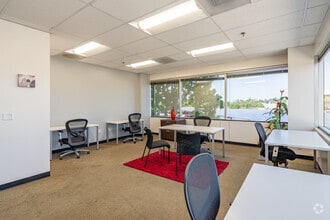 4900 California Ave, Bakersfield, CA for lease Interior Photo- Image 1 of 6