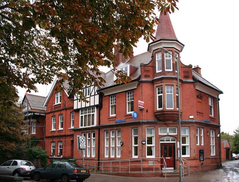 1 Wolsey Rd, East Molesey à vendre - Photo du bâtiment - Image 2 de 5