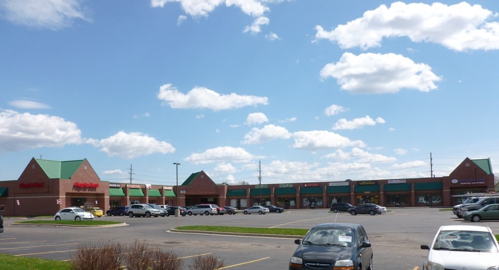1602-1648 N Perry Rd, Pontiac, MI for lease - Building Photo - Image 1 of 9