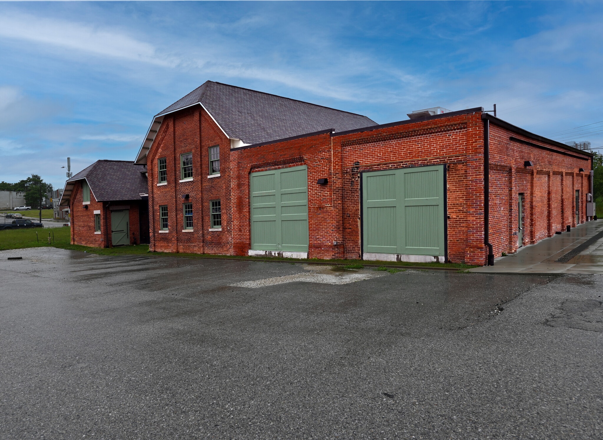 1801 E Oliver St, Baltimore, MD for lease Building Photo- Image 1 of 6