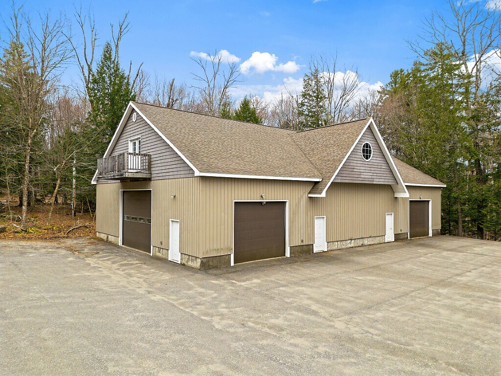 17 Aviator Pl, Oakland, ME à vendre Photo principale- Image 1 de 21