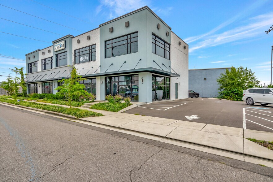 6117 Centennial Blvd, Nashville, TN à vendre - Photo du bâtiment - Image 3 de 19
