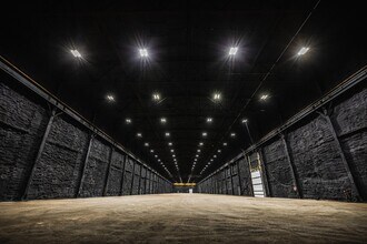 370 Babcock St, Buffalo, NY for lease Interior Photo- Image 2 of 2