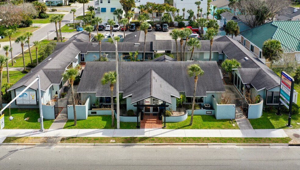 1817-1835 N 3rd St, Jacksonville Beach, FL à louer - Photo du bâtiment - Image 1 de 11