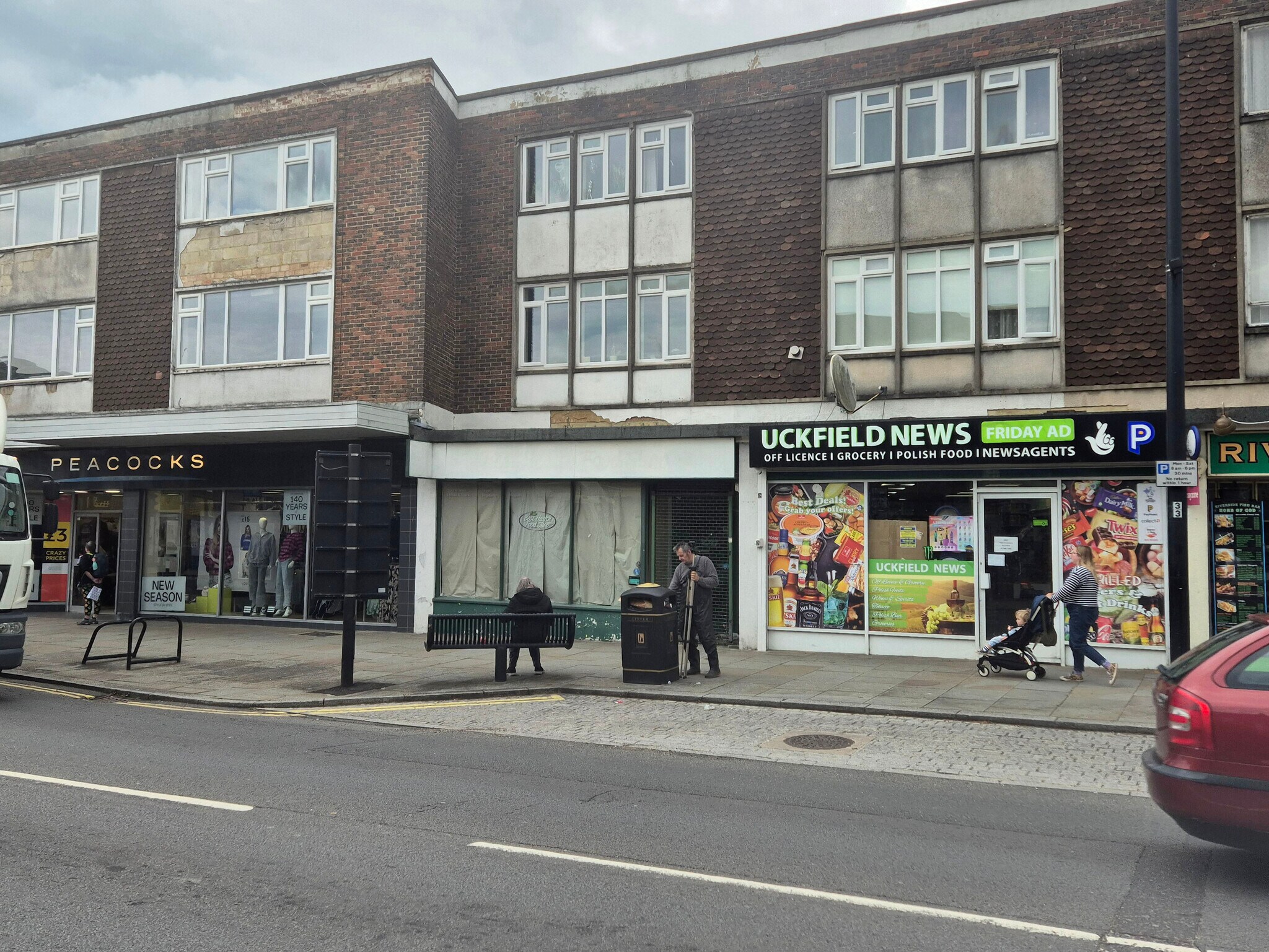 82-92 High St, Uckfield à vendre Photo principale- Image 1 de 2