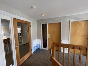 52-56 Stiles Rd, Salem, NH for lease Interior Photo- Image 2 of 16
