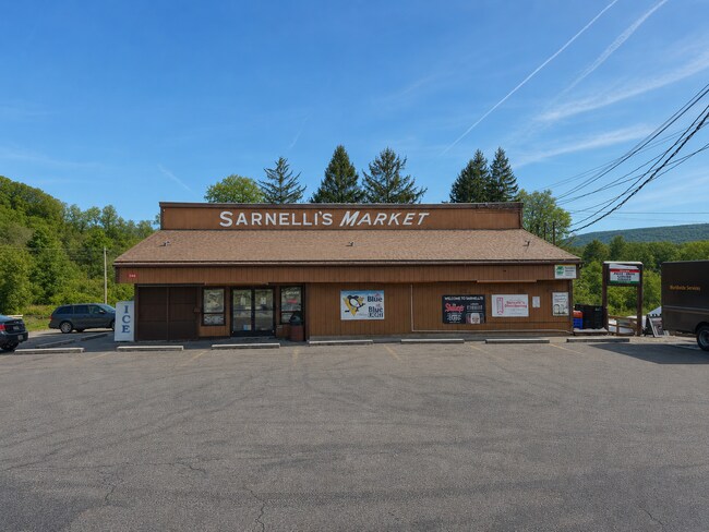 Plus de détails pour 346 Route 711, Jones Mills, PA - Commerce de détail à vendre
