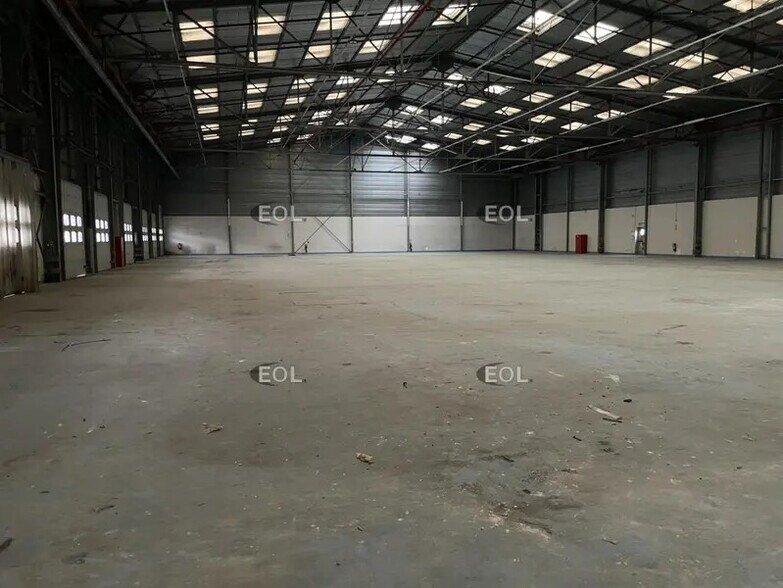 Industrial in Gennevilliers for lease - Building Photo - Image 2 of 4
