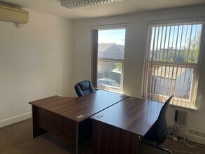 The Green, Hatfield Peverel for lease Interior Photo- Image 2 of 5