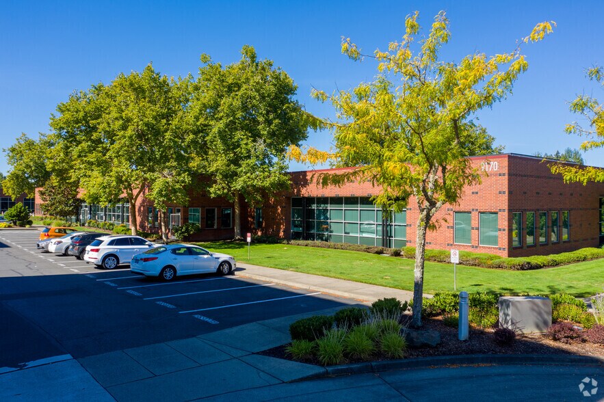 9170 NE Turing Ct, Beaverton, OR à vendre - Photo du bâtiment - Image 2 de 3