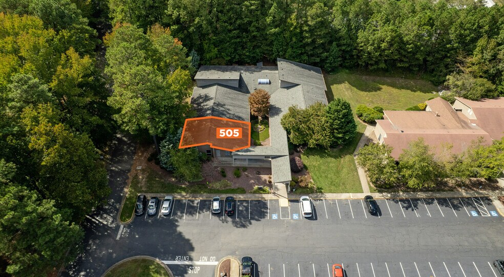 2609 N Duke St, Durham, NC à louer - Photo du bâtiment - Image 3 de 7