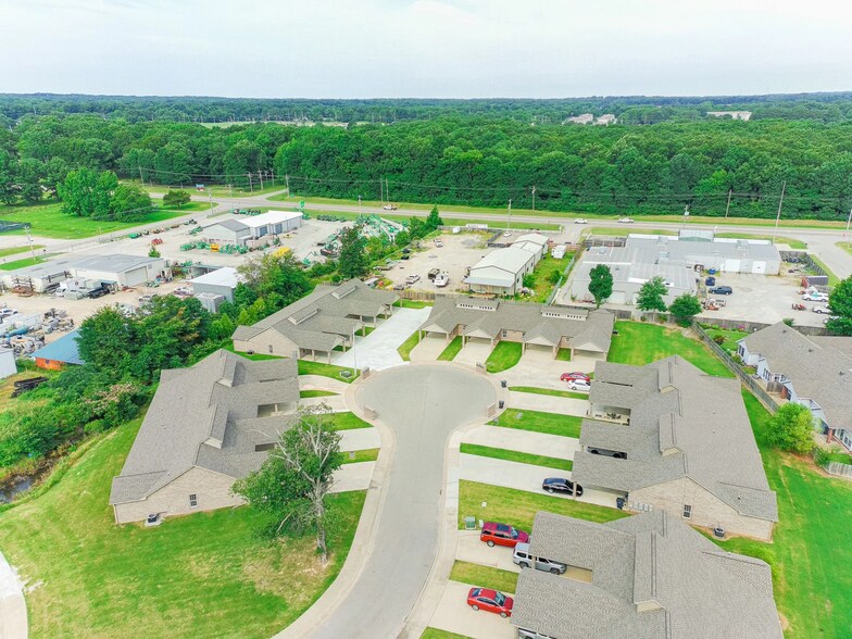 3101, 3017, and 3021 Olivia Ct, Jonesboro, AR à vendre - Photo du bâtiment - Image 2 de 3