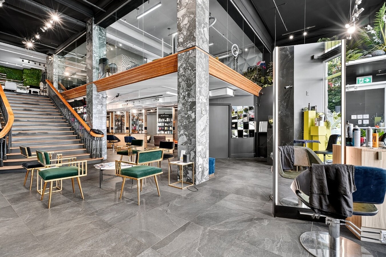 1200 Rue Atateken, Montréal, QC H2L 3K8 - Unité 102 -  - Photo intérieure - Image 1 of 30