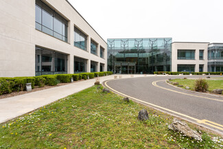 More details for 3000 Hillswood Dr, Chertsey - Coworking for Lease