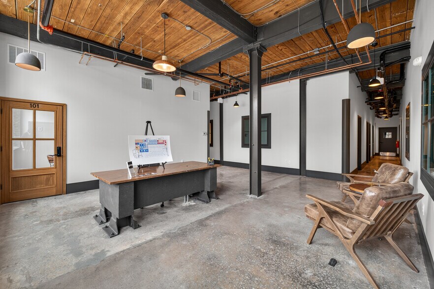 200 Barrett St, Monroe, GA à louer - Photo du bâtiment - Image 3 de 45