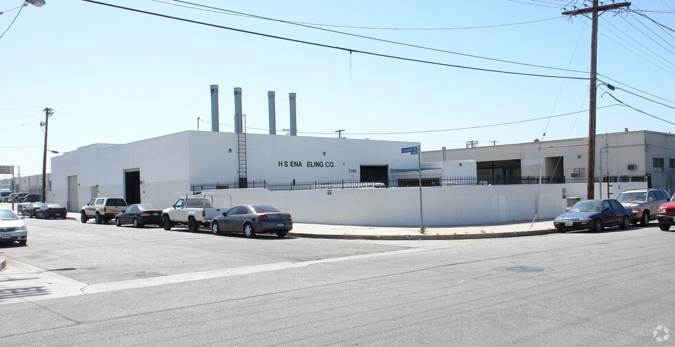7322-7324 Atoll Ave, North Hollywood, CA for lease - Building Photo - Image 3 of 10