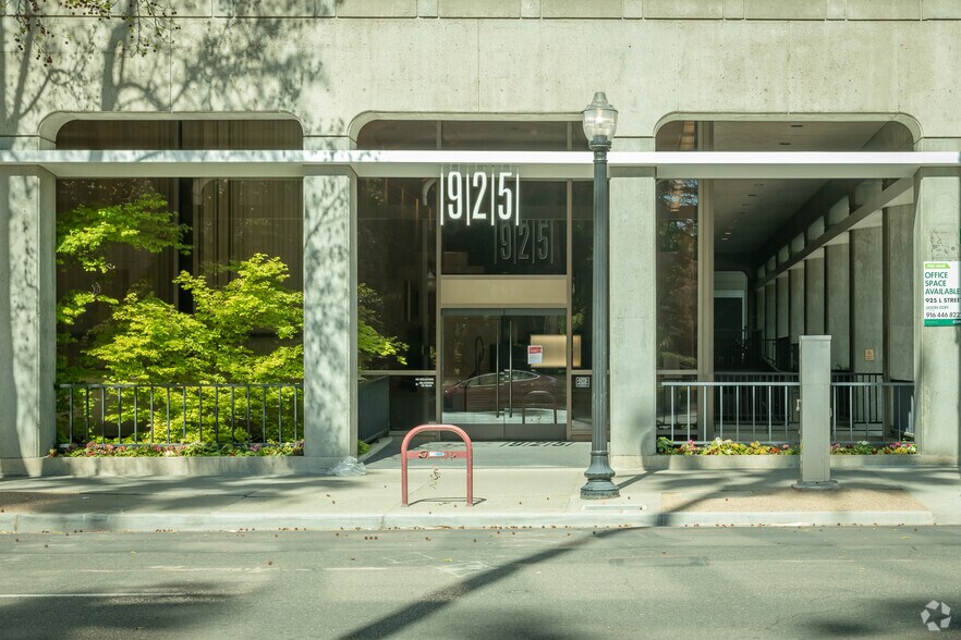 925 L St, Sacramento, CA à louer - Photo du bâtiment - Image 3 de 14