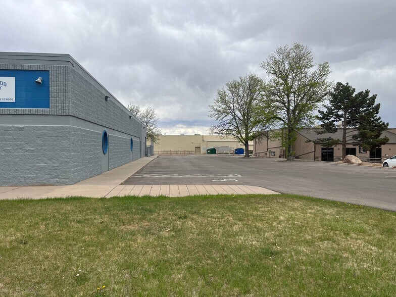 2651 W 11th Street Rd, Greeley, CO à louer - Photo du bâtiment - Image 2 de 18