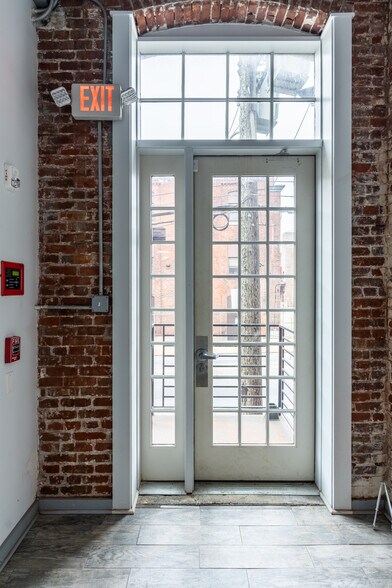 137-145 W Berkley St, Philadelphia, PA à louer - Photo du bâtiment - Image 2 de 9
