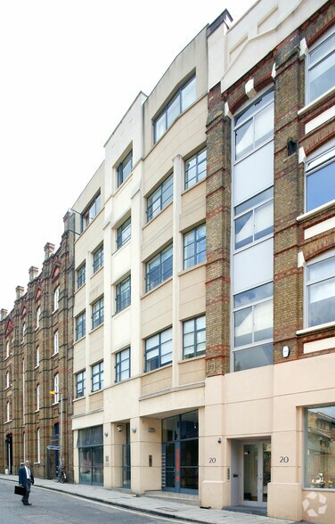 18-19 Bowling Green Ln, Londres à louer - Photo du bâtiment - Image 2 de 2