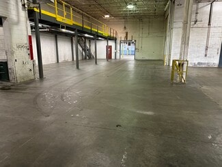 Plus de détails pour 471 W 3rd St, Winona, MN - Industriel à louer